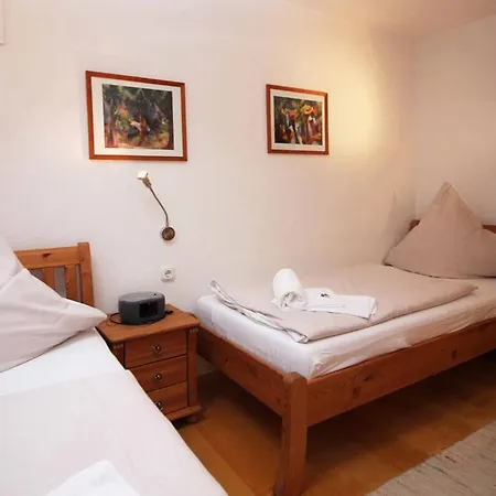 Apartment Chaletwohnung Allgaeutraum In Ruhiger Lage Von Burgberg Unterhalb Vom Gruenten